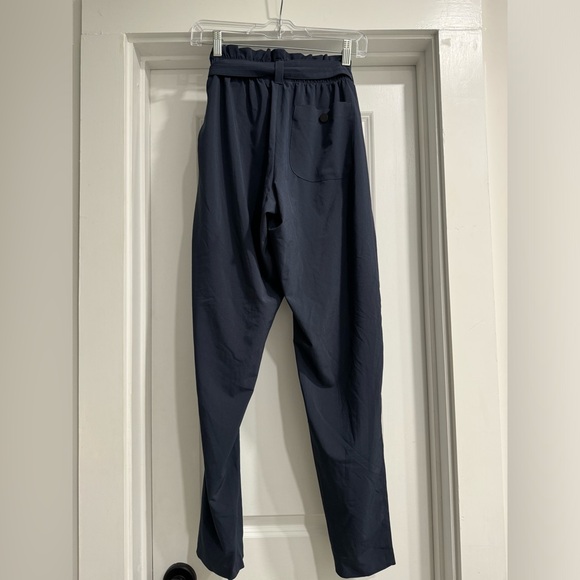 Athleta Skyline Pants size 8 tall - Picture 2 of 3